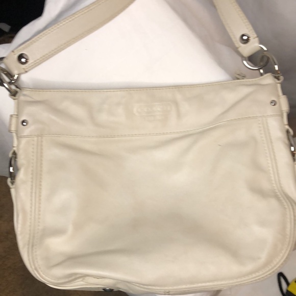 COACH Zoe Ivory colored genuine leather hobo style handbag. Silver hardware. - Picture 16 of 16